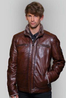 Мужская кожаная куртка коричневого цвета